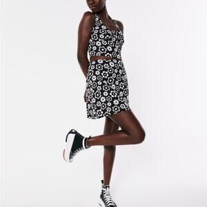 NWT Hollister Floral Black and White Skirt Set Size M 70s Halter Neck